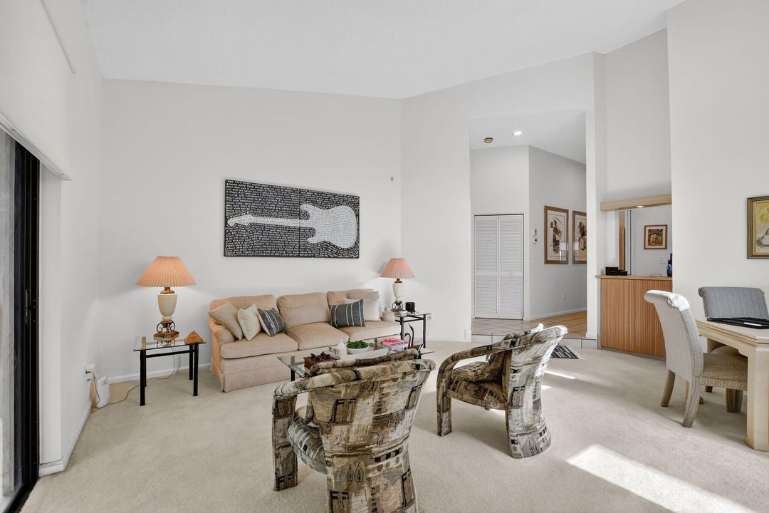 For Sale: $635,000 (2 beds, 2 baths, 1644 Square Feet)