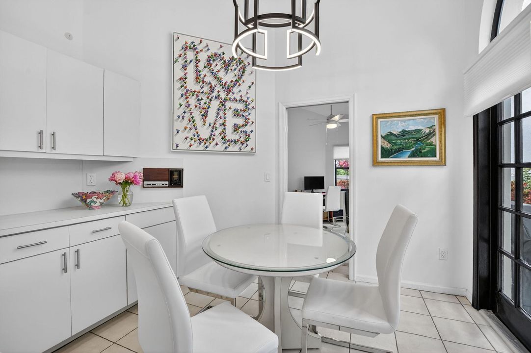 For Sale: $635,000 (2 beds, 2 baths, 1644 Square Feet)