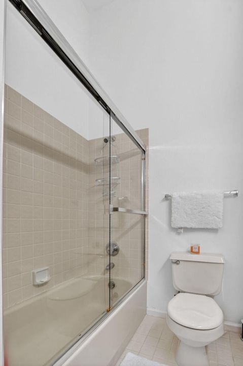 For Sale: $635,000 (2 beds, 2 baths, 1644 Square Feet)