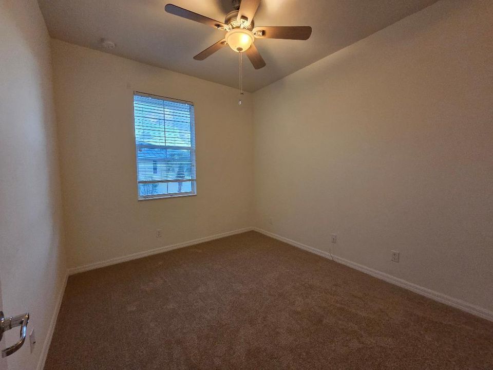 For Rent: $3,150 (3 beds, 2 baths, 1601 Square Feet)