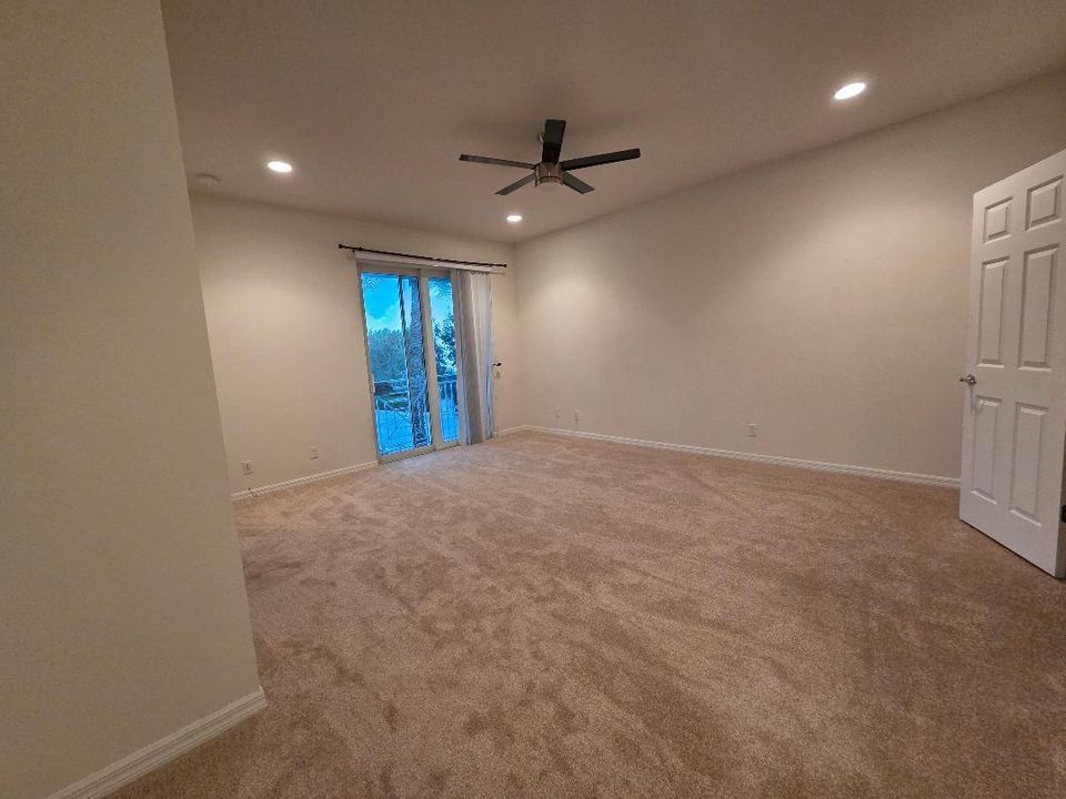 For Rent: $3,150 (3 beds, 2 baths, 1601 Square Feet)