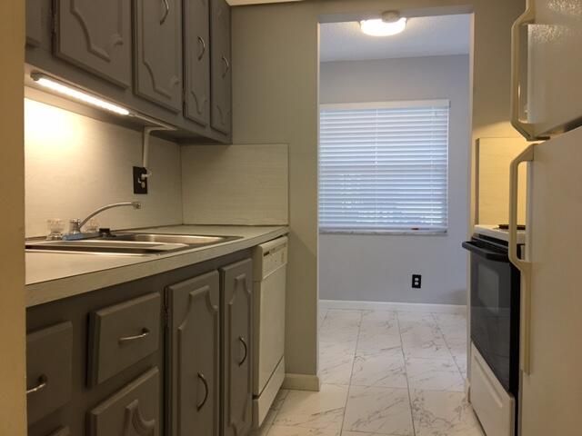 出租: $1,500 (1 贝兹, 1 浴室, 551 平方英尺)