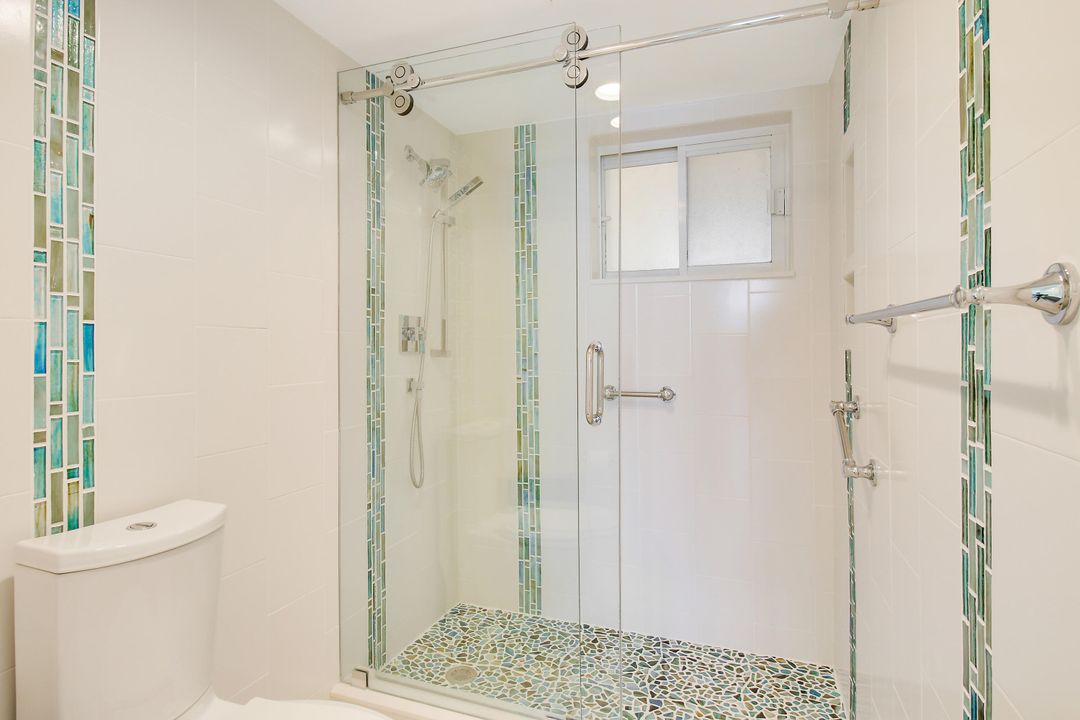 En Venta: $899,000 (2 camas, 2 baños, 1170 Pies cuadrados)