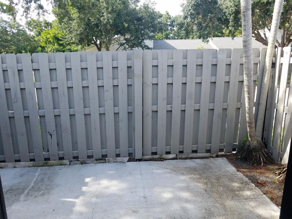 En Renta: $2,275 (2 camas, 2 baños, 1102 Pies cuadrados)