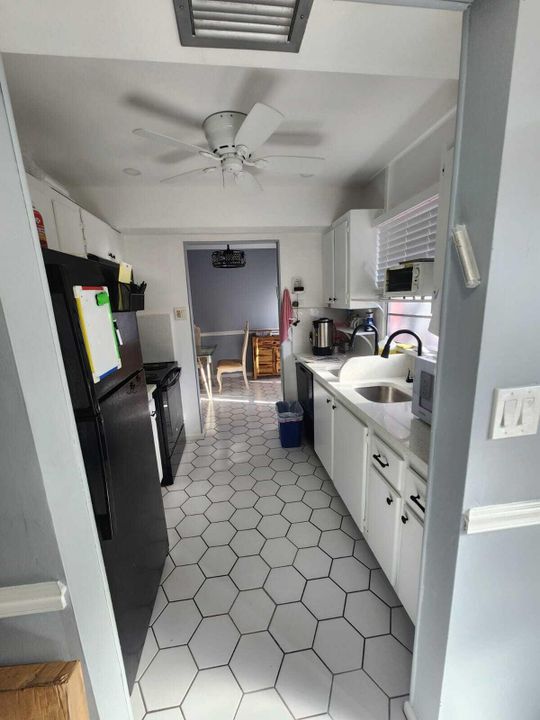 В аренду: $1,500 (2 спален, 2 ванн, 888 Квадратных фут)