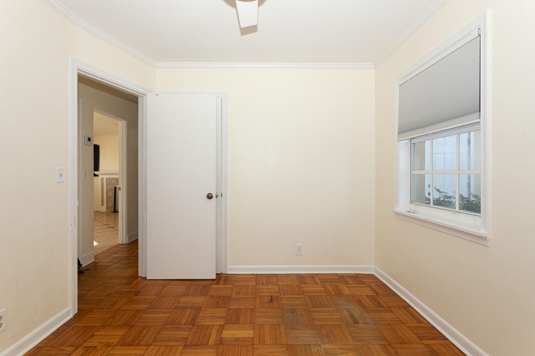 出租: $3,500 (1 贝兹, 1 浴室, 150 平方英尺)