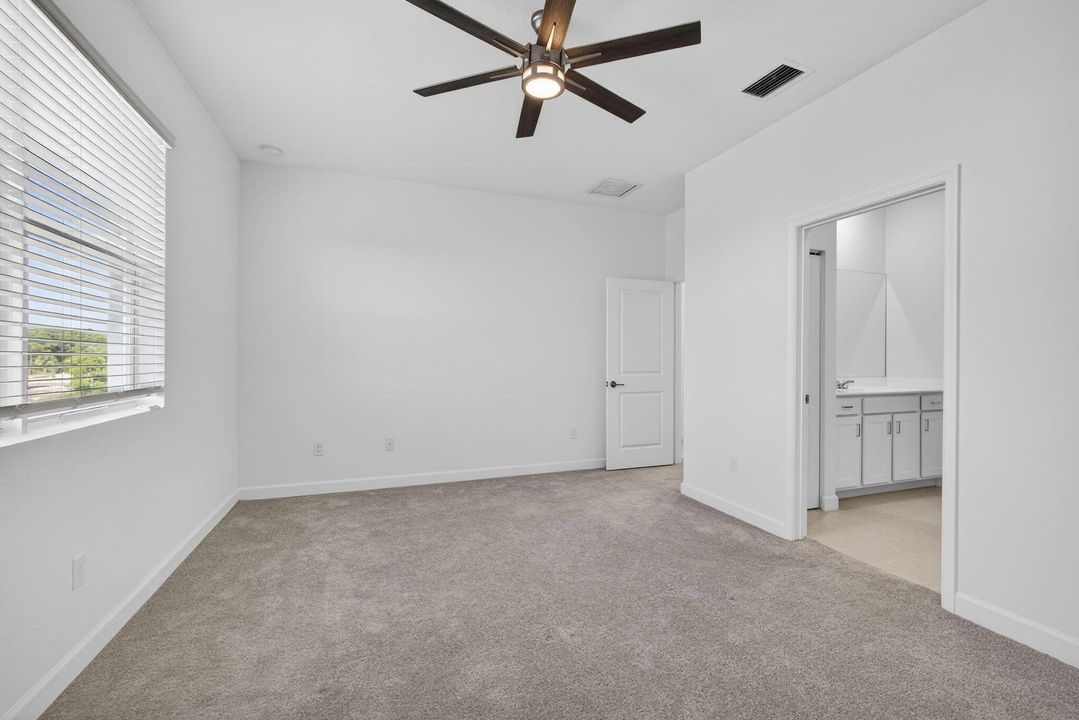 En Renta: $2,400 (3 camas, 2 baños, 1632 Pies cuadrados)