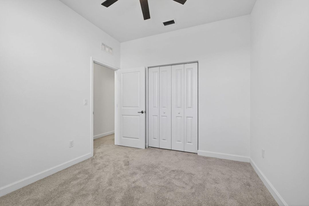 En Renta: $2,400 (3 camas, 2 baños, 1632 Pies cuadrados)