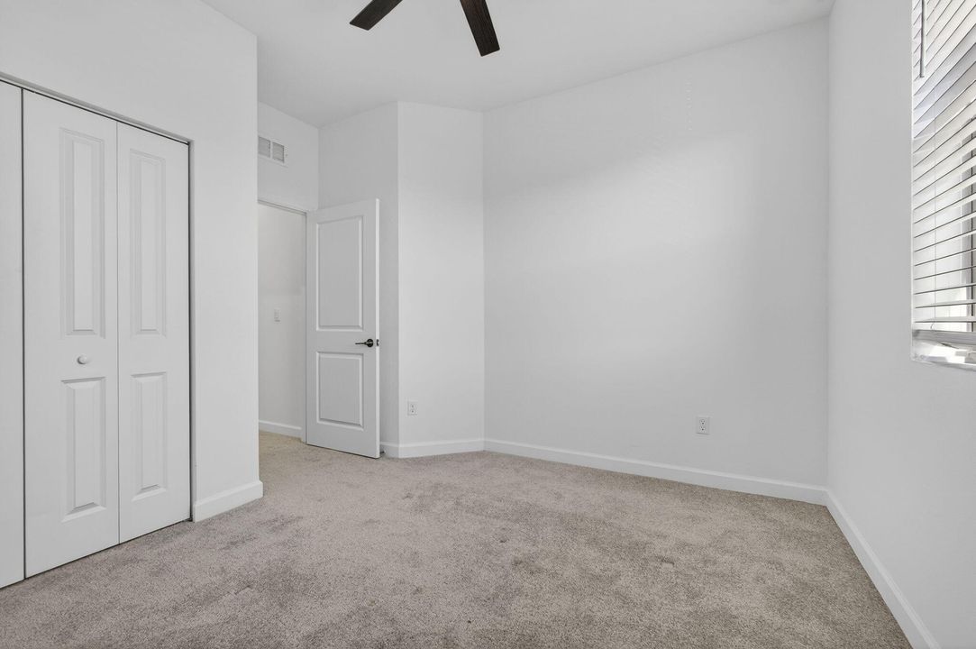 En Renta: $2,400 (3 camas, 2 baños, 1632 Pies cuadrados)