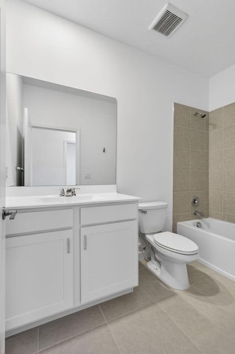 En Renta: $2,400 (3 camas, 2 baños, 1632 Pies cuadrados)