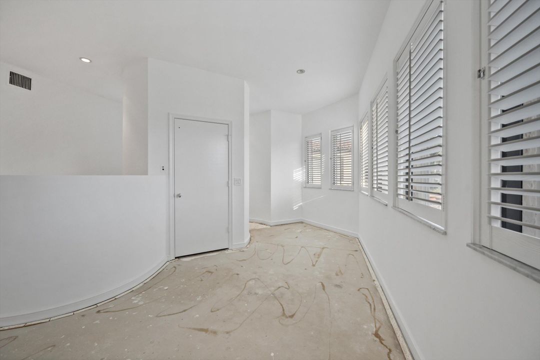 For Sale: $6,685,000 (3 beds, 4 baths, 3379 Square Feet)