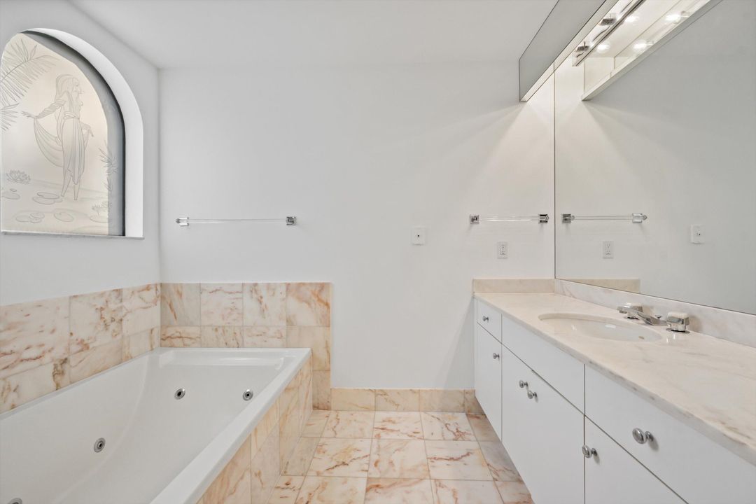 For Sale: $6,685,000 (3 beds, 4 baths, 3379 Square Feet)