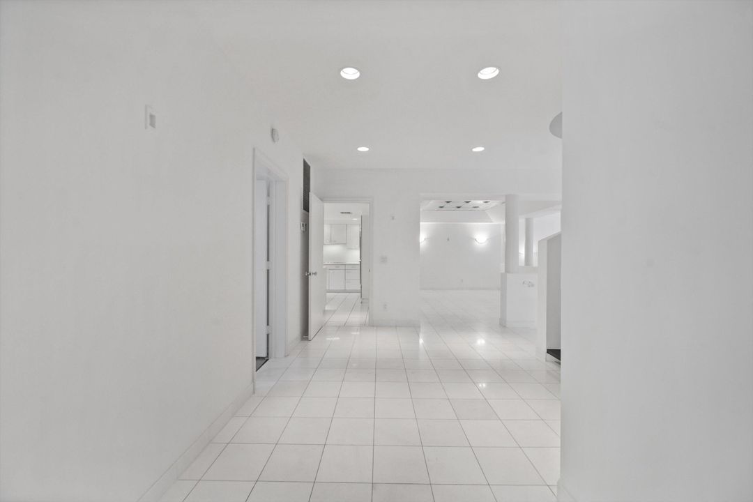 For Sale: $6,685,000 (3 beds, 4 baths, 3379 Square Feet)