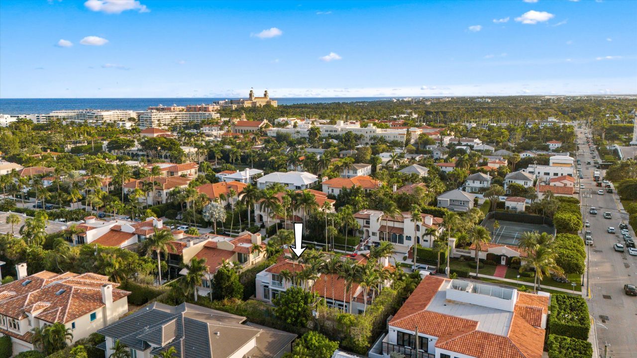 For Sale: $6,685,000 (3 beds, 4 baths, 3379 Square Feet)