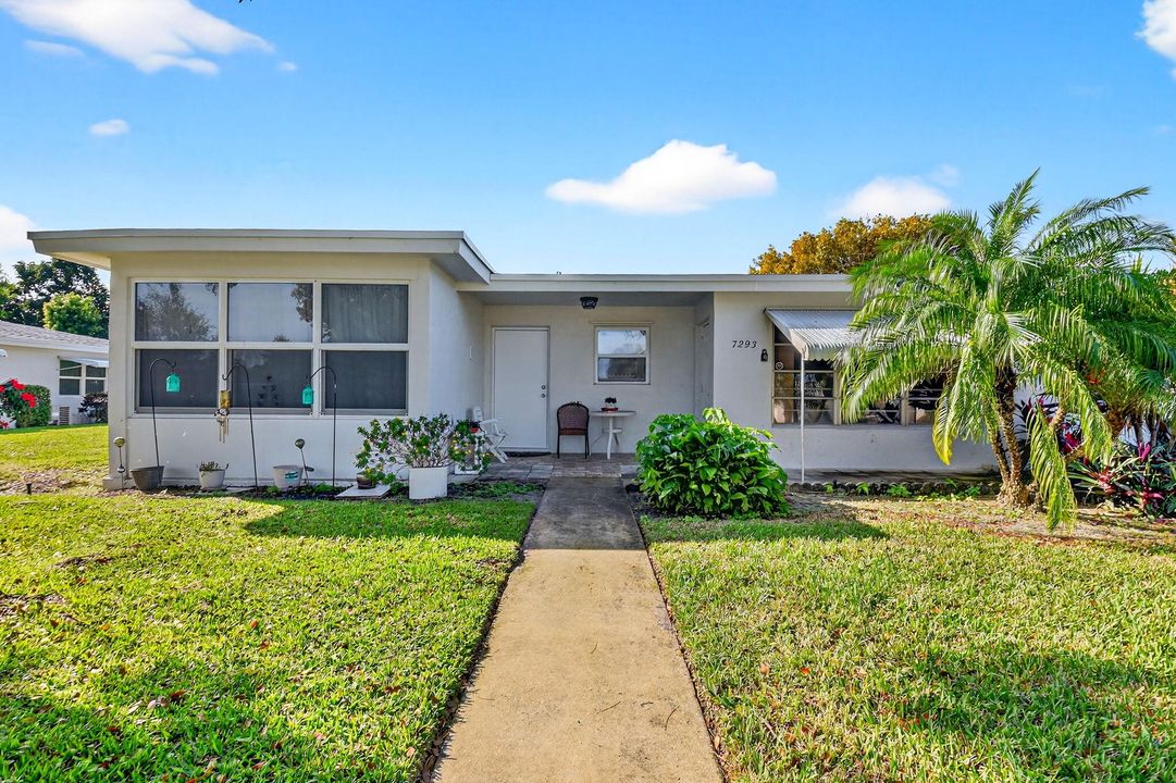 待售: $139,900 (1 贝兹, 1 浴室, 1100 平方英尺)