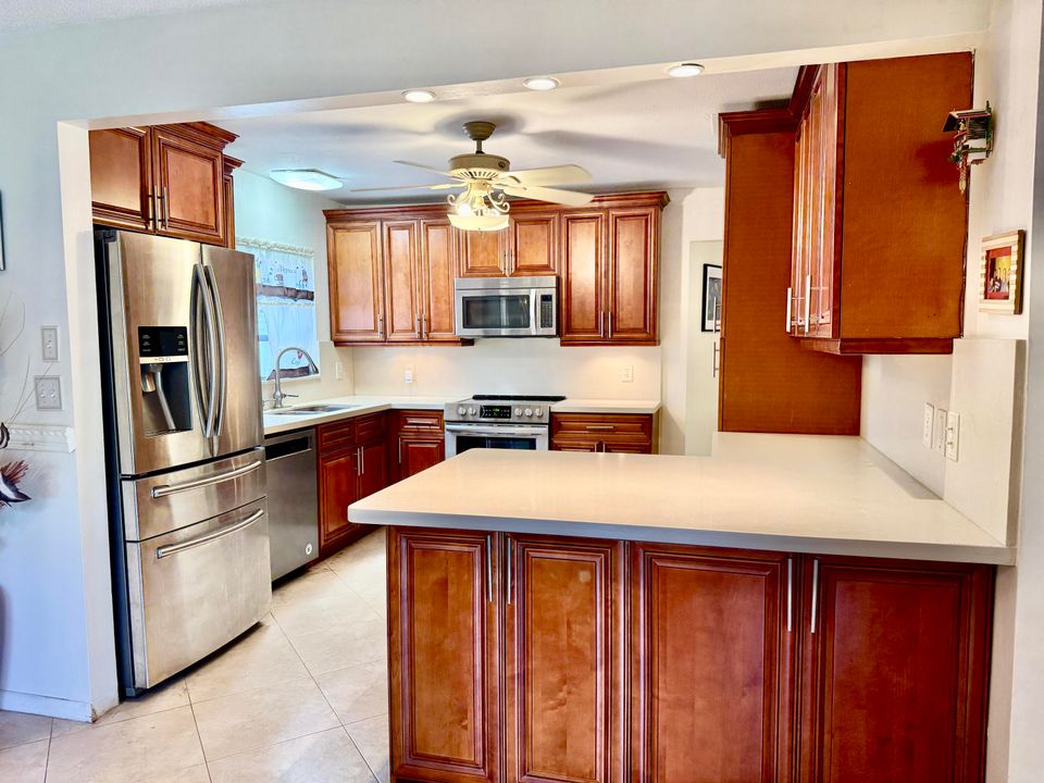 En Venta: $479,000 (3 camas, 2 baños, 1697 Pies cuadrados)