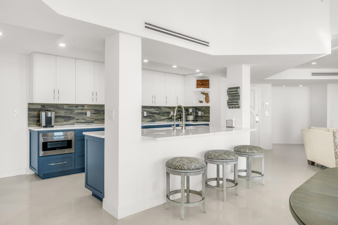 На продажу: $1,750,000 (2 спален, 2 ванн, 1630 Квадратных фут)