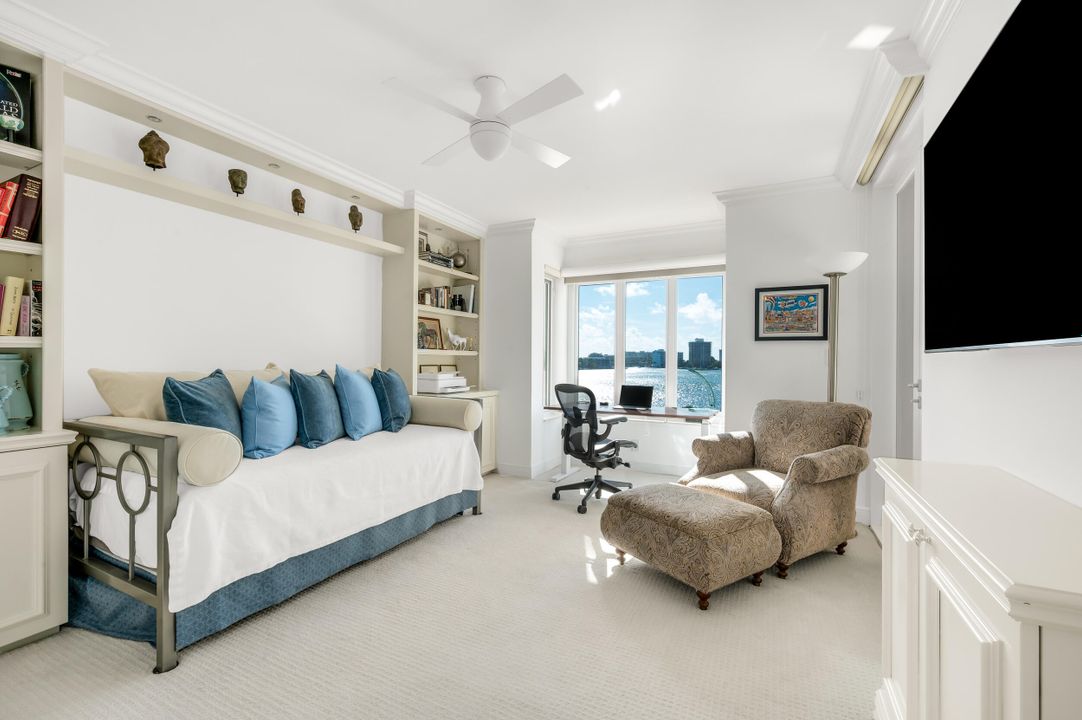 На продажу: $1,750,000 (2 спален, 2 ванн, 1630 Квадратных фут)