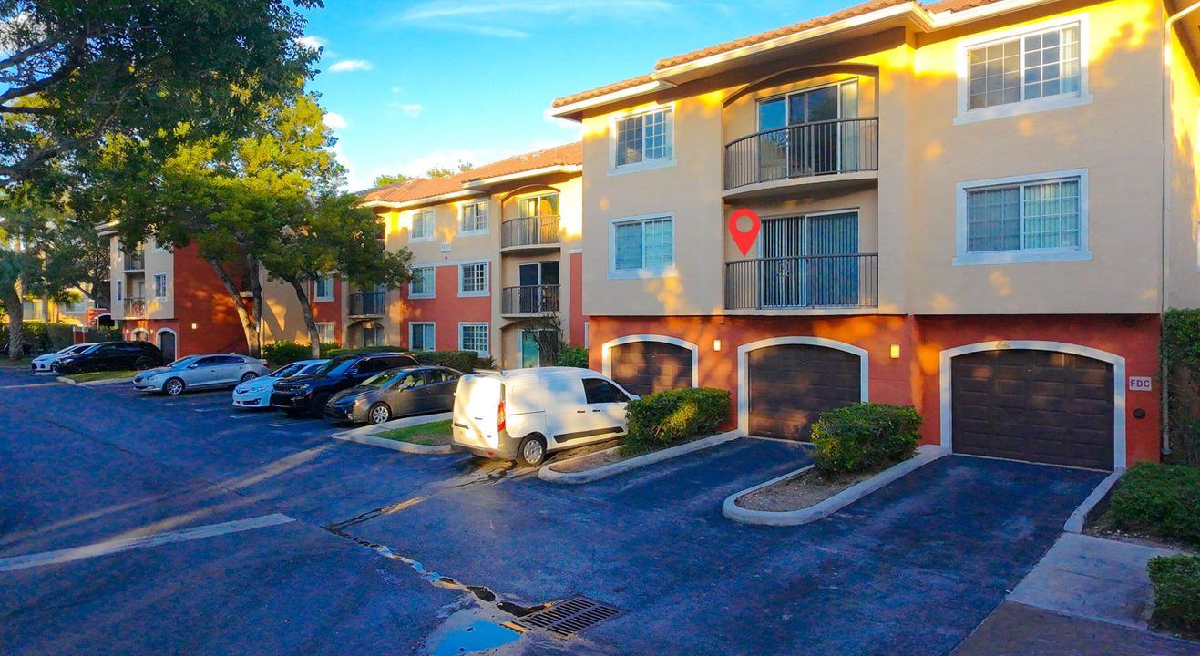 For Rent: $2,200 (1 beds, 1 baths, 1026 Square Feet)