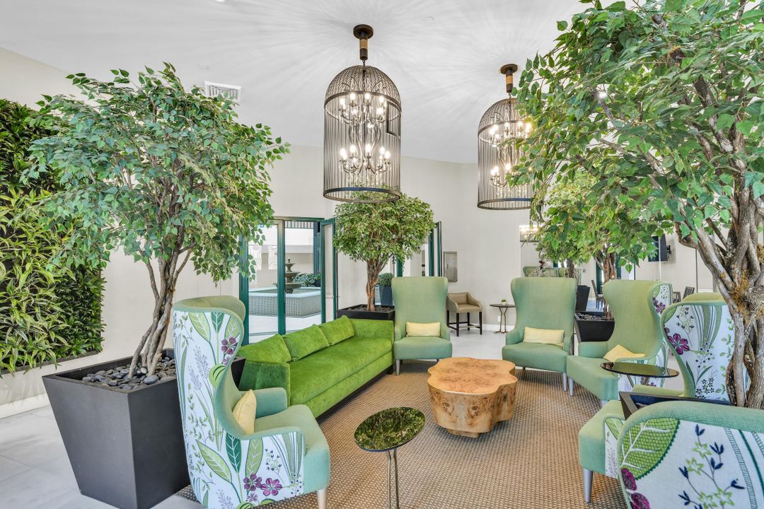 На продажу: $1,275,000 (2 спален, 2 ванн, 1785 Квадратных фут)