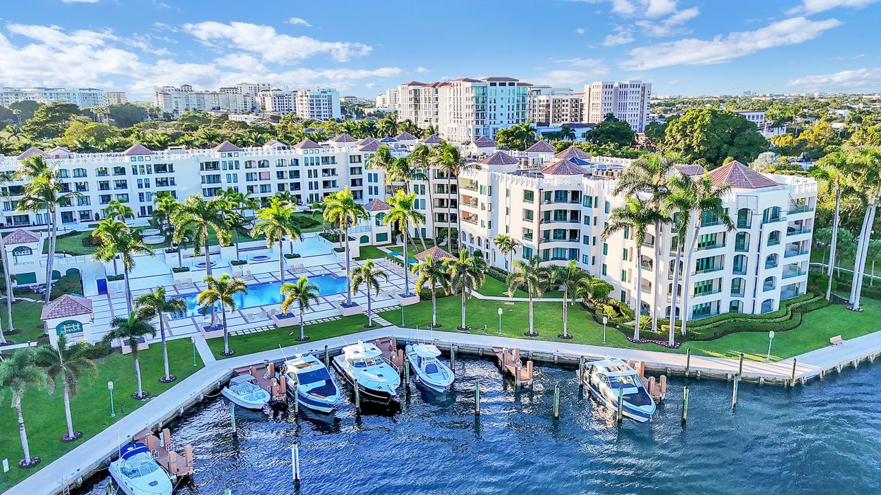 На продажу: $1,275,000 (2 спален, 2 ванн, 1785 Квадратных фут)