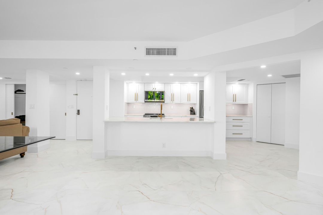 На продажу: $1,275,000 (2 спален, 2 ванн, 1785 Квадратных фут)