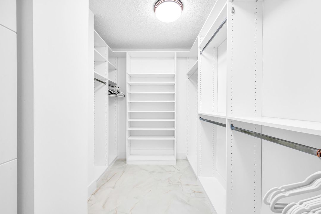 На продажу: $1,275,000 (2 спален, 2 ванн, 1785 Квадратных фут)