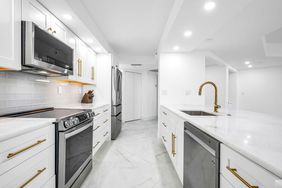 На продажу: $1,275,000 (2 спален, 2 ванн, 1785 Квадратных фут)