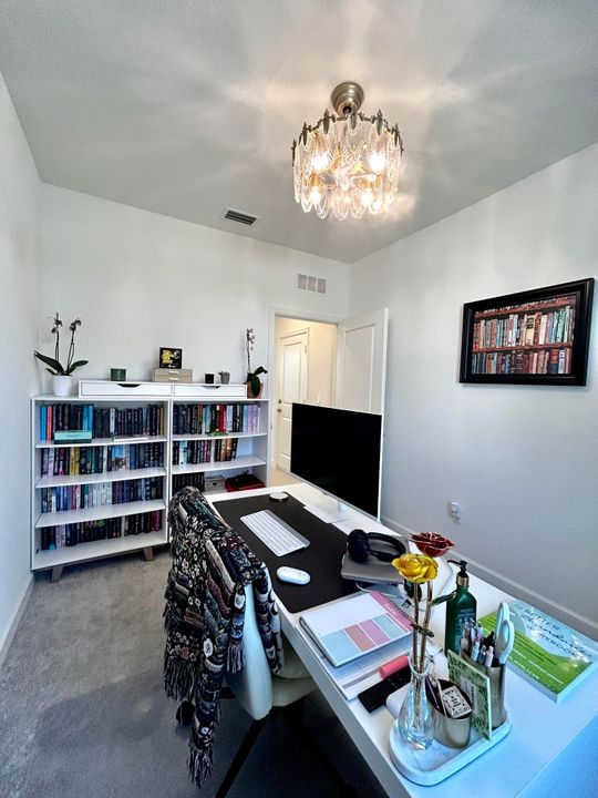 En Venta: $405,000 (3 camas, 2 baños, 1821 Pies cuadrados)