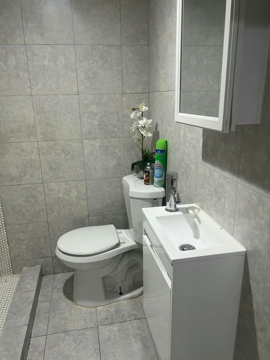 В аренду: $1,350 (1 спален, 1 ванн, 1326 Квадратных фут)