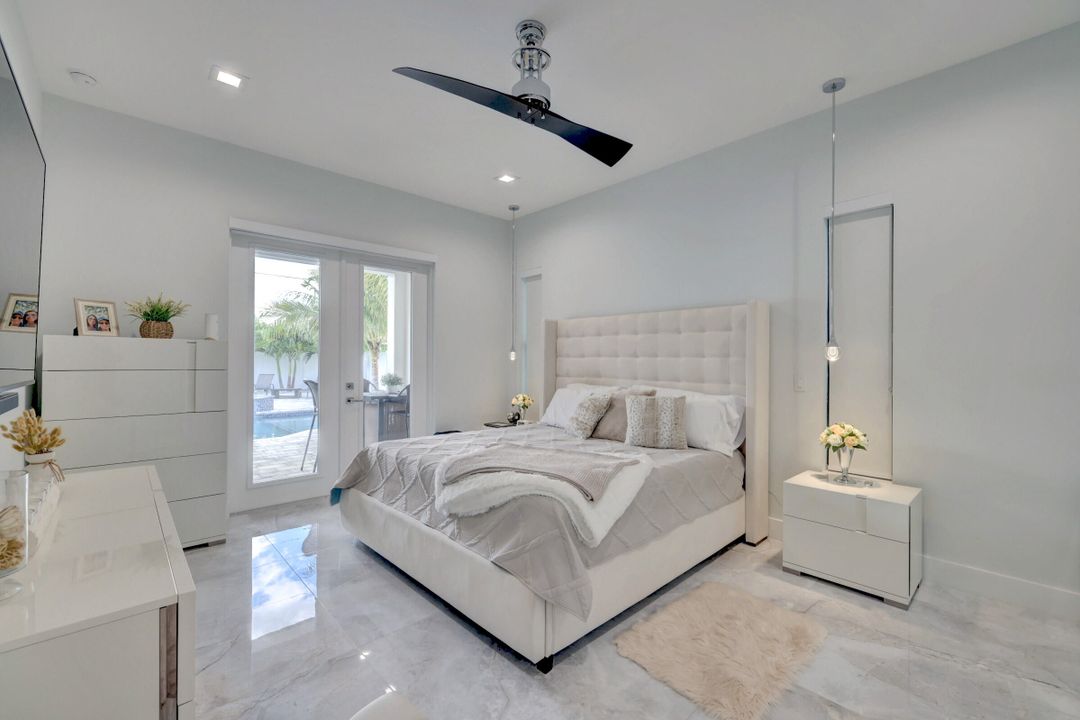 For Sale: $949,000 (4 beds, 4 baths, 2221 Square Feet)