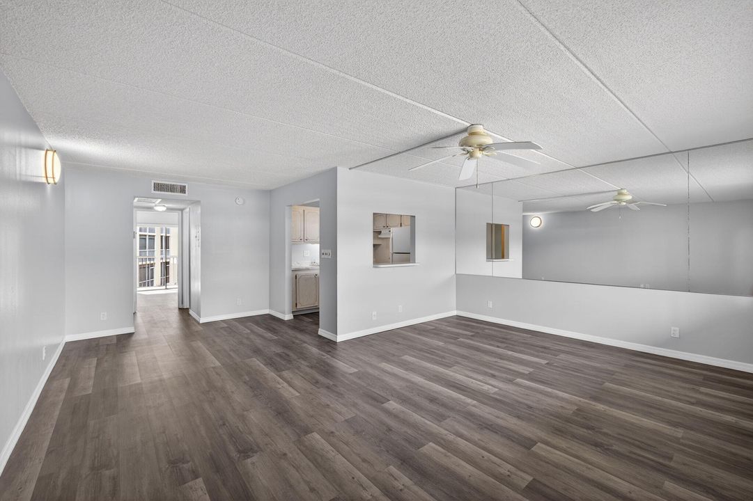 В аренду: $1,575 (1 спален, 1 ванн, 764 Квадратных фут)