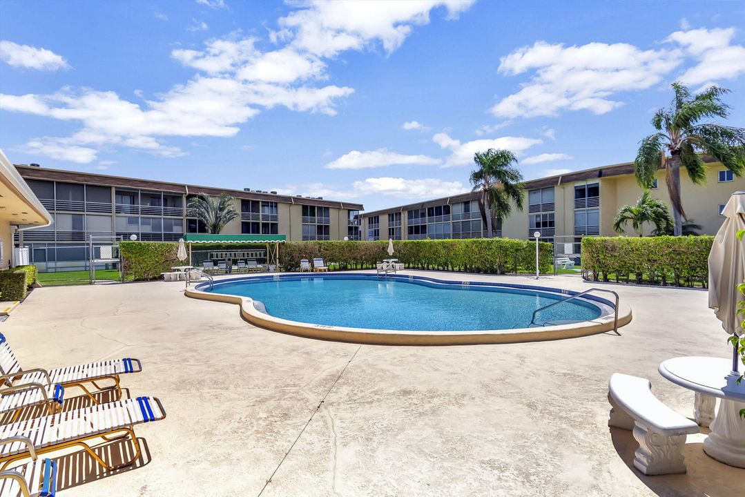 В аренду: $1,575 (1 спален, 1 ванн, 764 Квадратных фут)