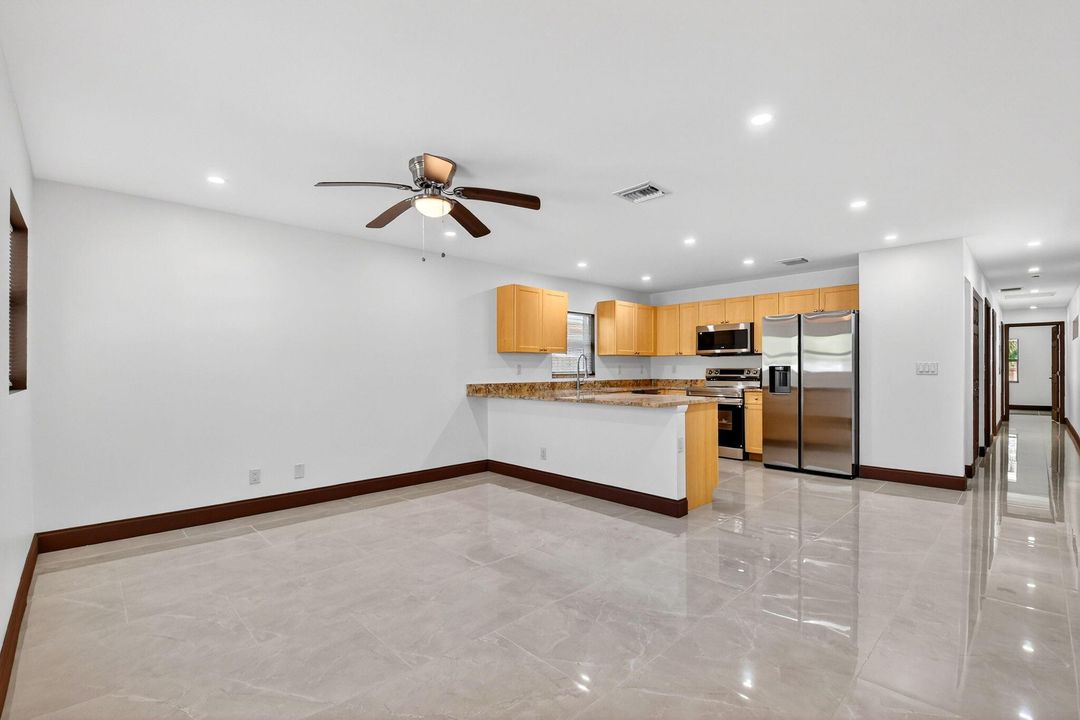 待售: $414,900 (3 贝兹, 2 浴室, 1175 平方英尺)