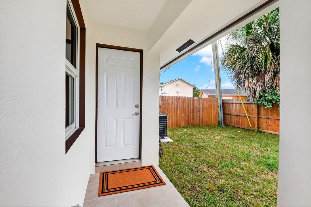 待售: $414,900 (3 贝兹, 2 浴室, 1175 平方英尺)