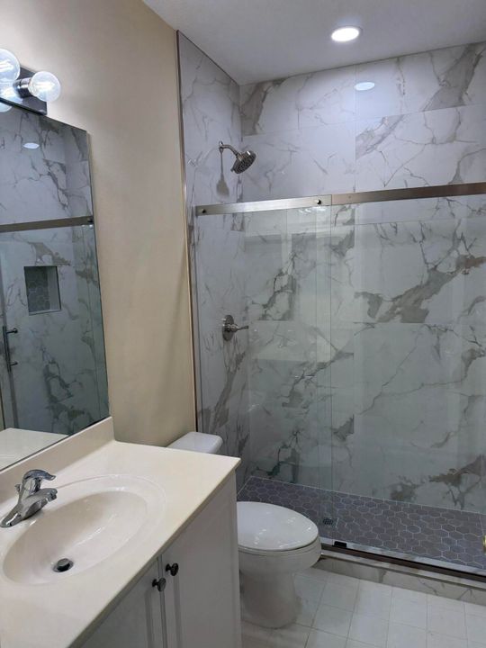 For Rent: $3,700 (4 beds, 3 baths, 1951 Square Feet)