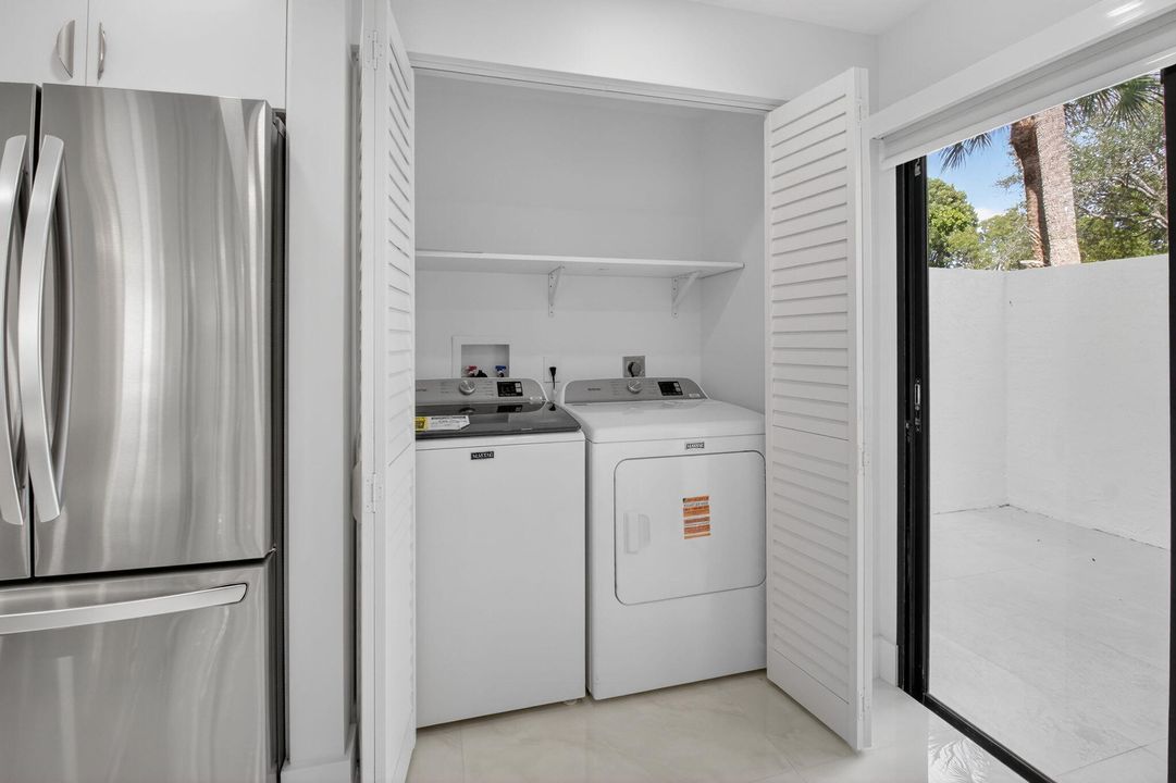 For Rent: $8,500 (2 beds, 2 baths, 1705 Square Feet)