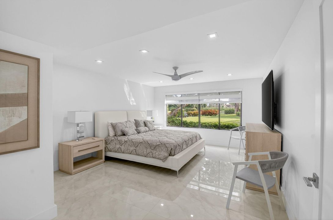 For Rent: $8,500 (2 beds, 2 baths, 1705 Square Feet)