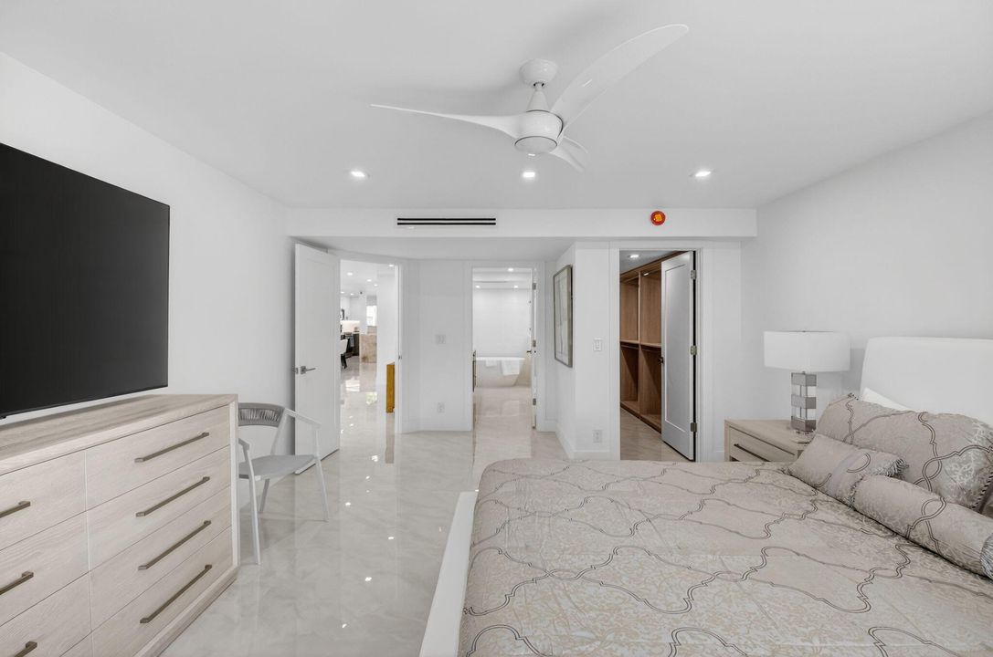 For Rent: $8,500 (2 beds, 2 baths, 1705 Square Feet)