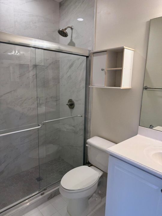 For Rent: $3,700 (4 beds, 3 baths, 1951 Square Feet)