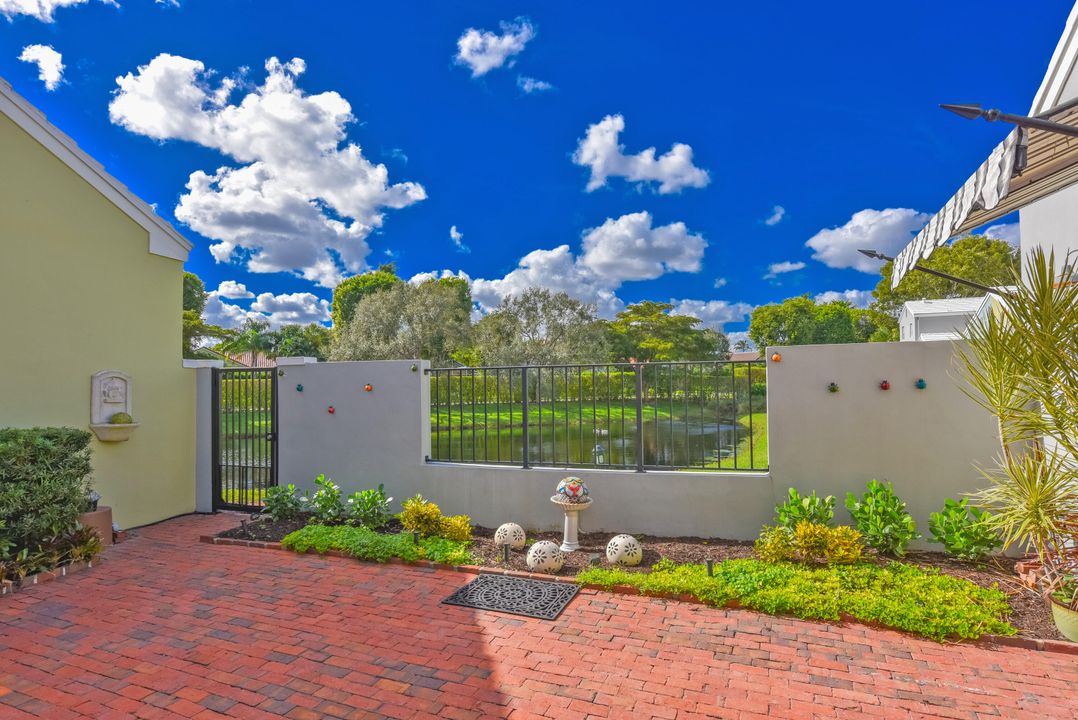 待售: $925,000 (4 贝兹, 3 浴室, 2623 平方英尺)