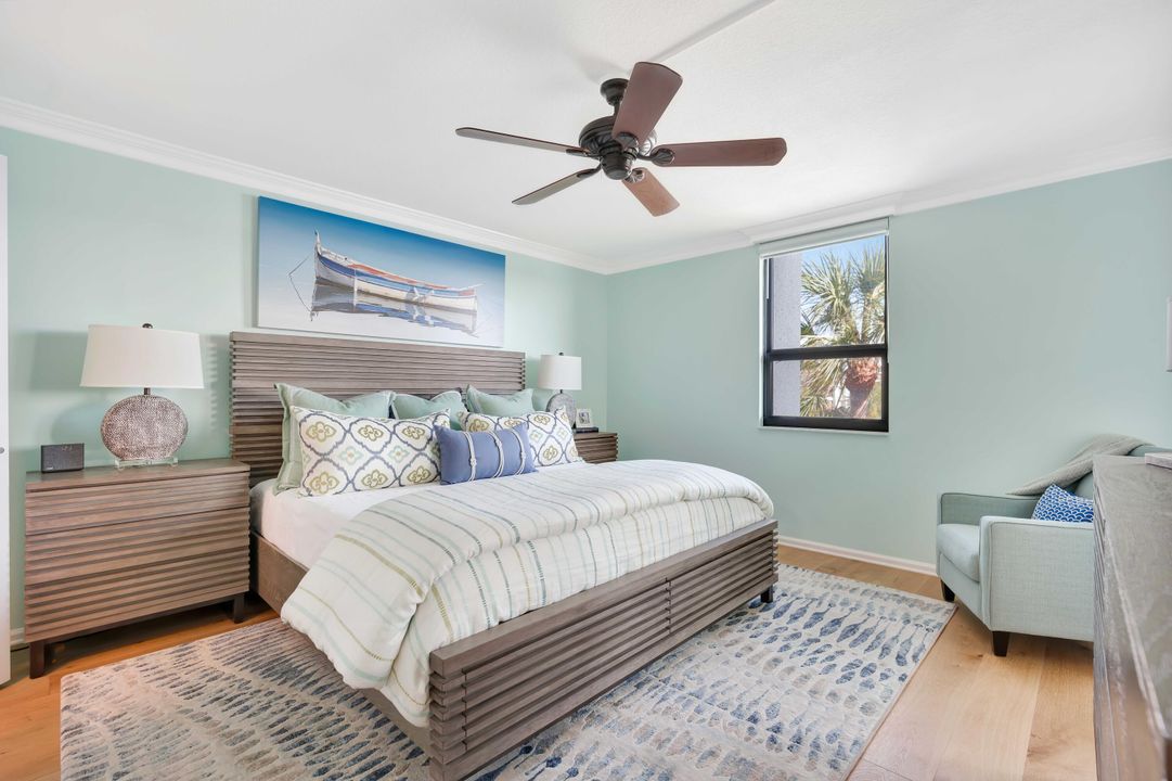 En Venta: $995,000 (2 camas, 2 baños, 1660 Pies cuadrados)