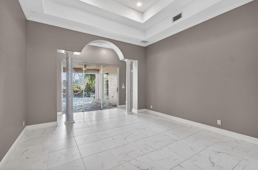 For Sale: $830,000 (4 beds, 4 baths, 3001 Square Feet)