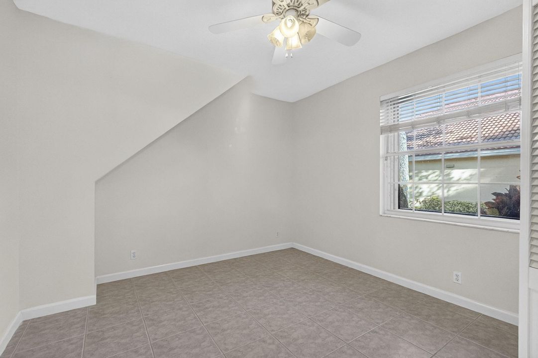 For Sale: $830,000 (4 beds, 4 baths, 3001 Square Feet)