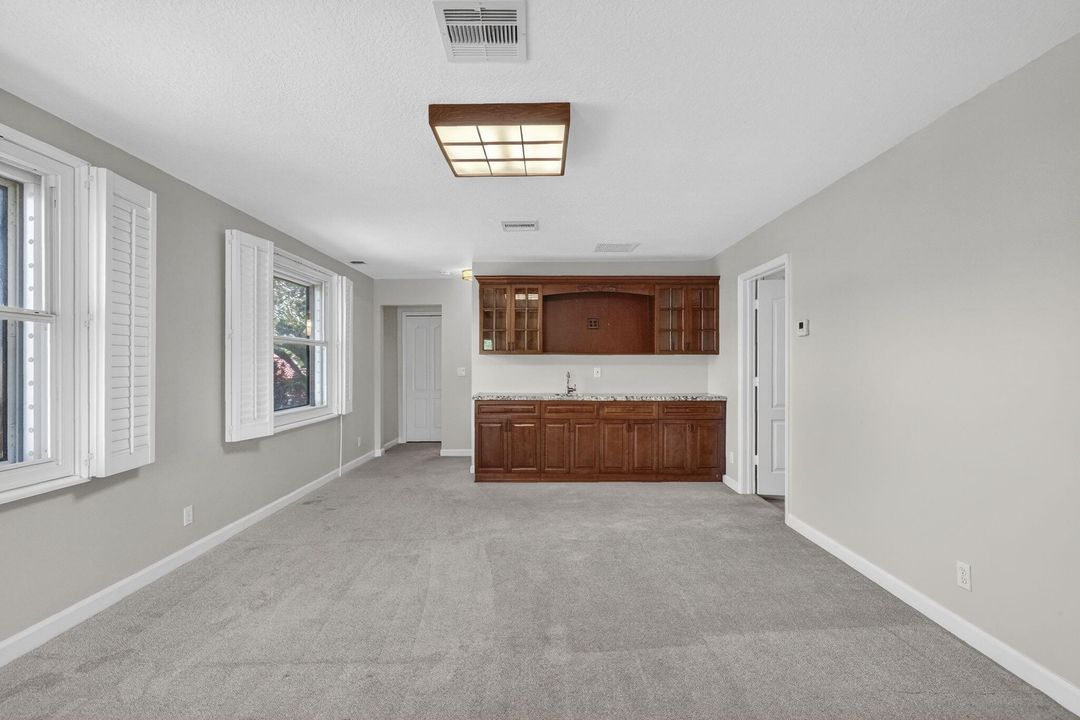 For Sale: $830,000 (4 beds, 4 baths, 3001 Square Feet)