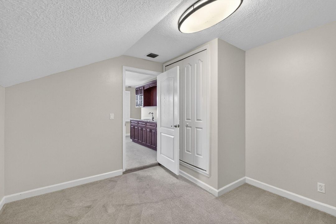 For Sale: $830,000 (4 beds, 4 baths, 3001 Square Feet)