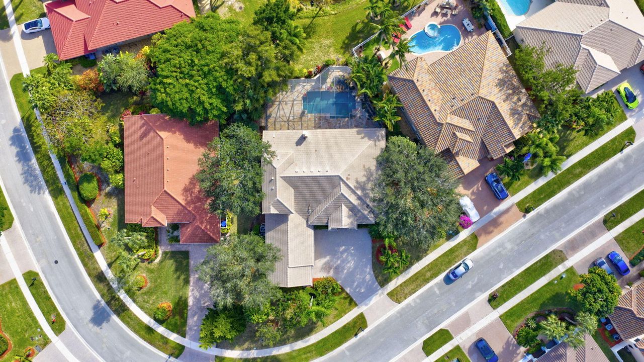 For Sale: $830,000 (4 beds, 4 baths, 3001 Square Feet)