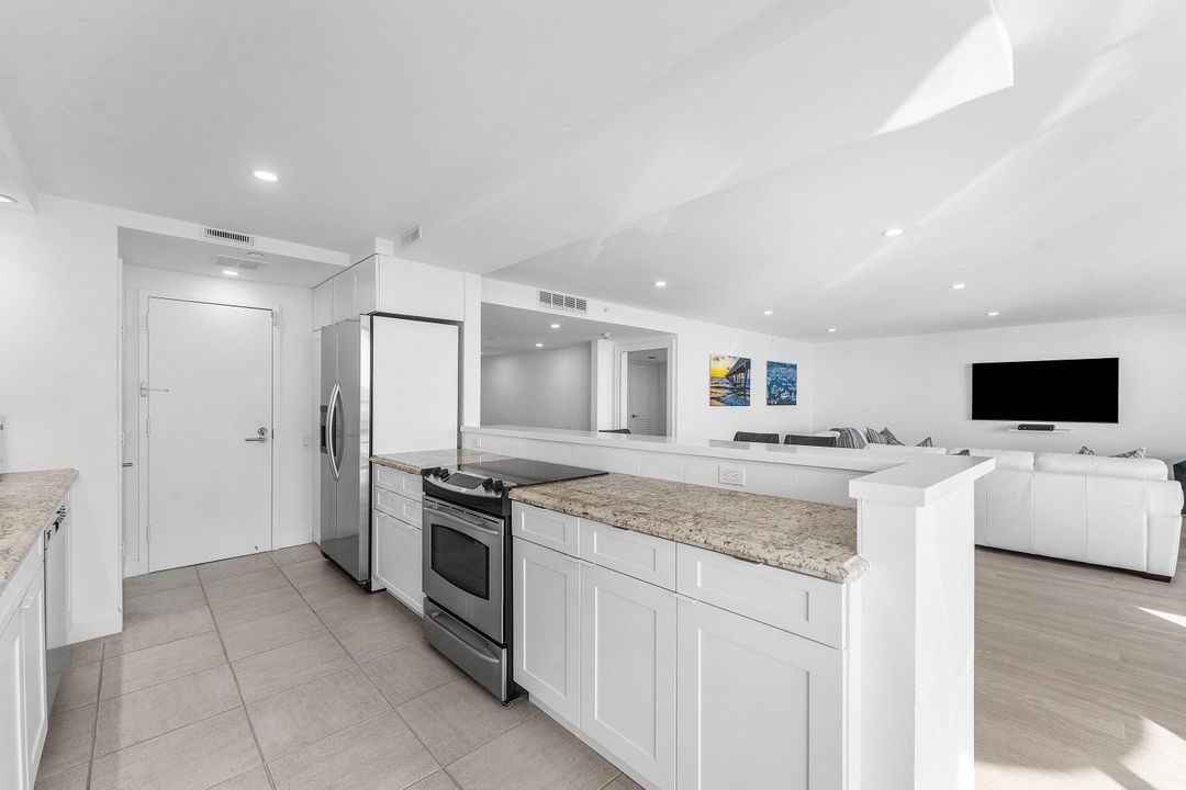 На продажу: $1,950,000 (2 спален, 2 ванн, 1526 Квадратных фут)