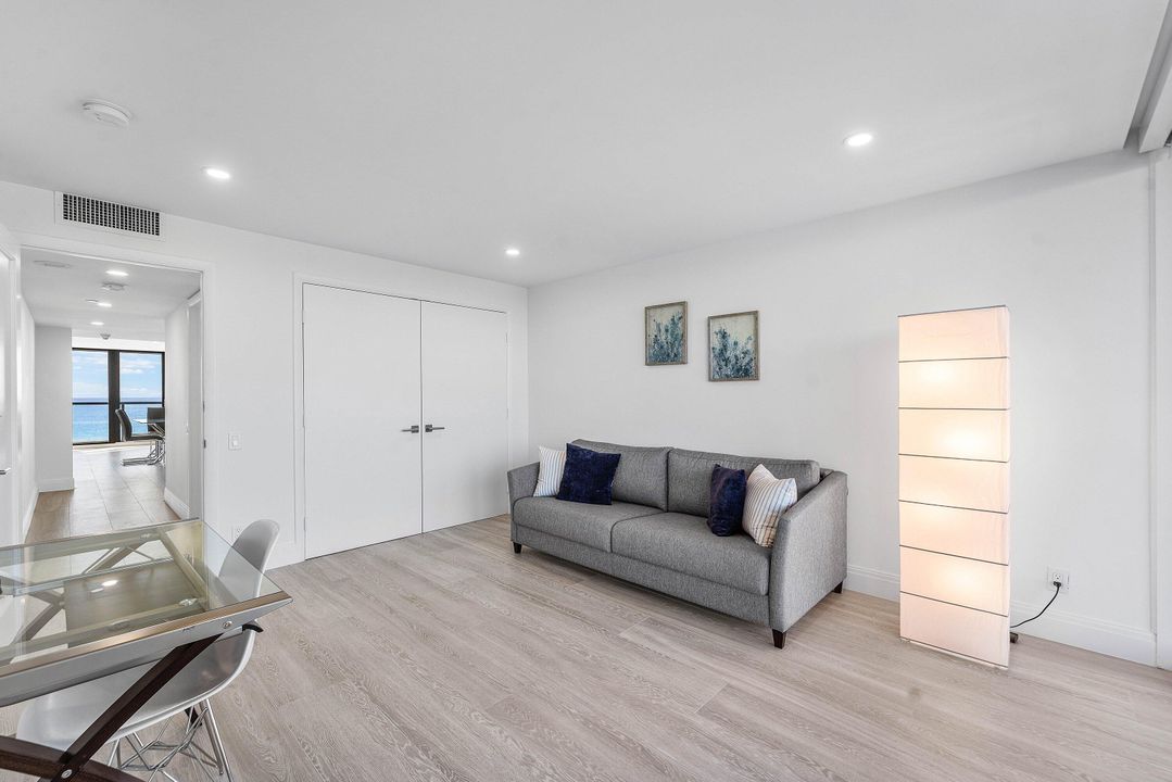 На продажу: $1,950,000 (2 спален, 2 ванн, 1526 Квадратных фут)