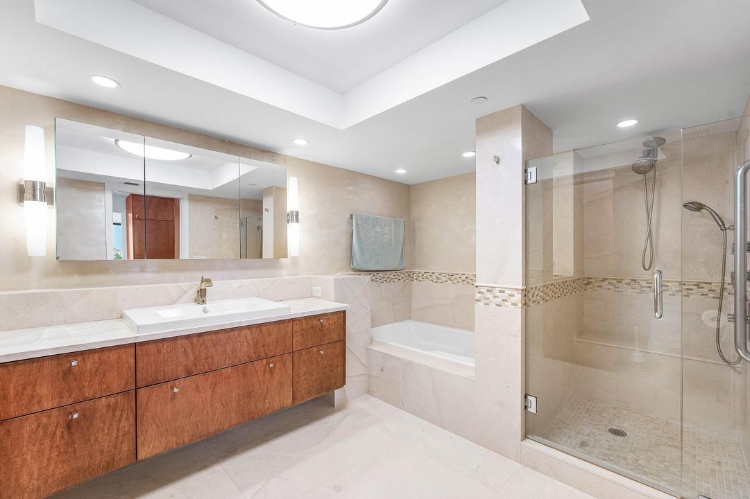 На продажу: $1,950,000 (2 спален, 2 ванн, 1526 Квадратных фут)